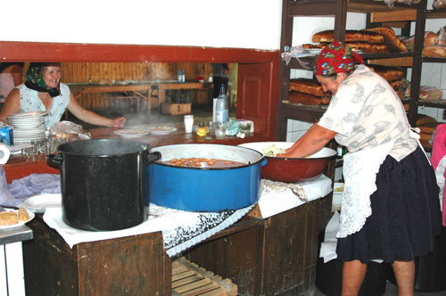 Traditional Romanian Food Traditional Romanian Food