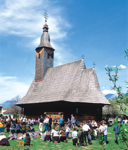 Biserici din lemn - Poienile de sub Munte