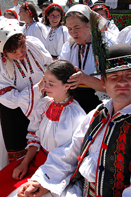 Festivalul Nuntilor de la Vadu Izei - Maramures