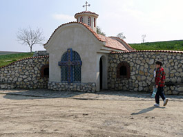 Izvorul Tamaduirii de la Manastirea Dervent - Dobrogea